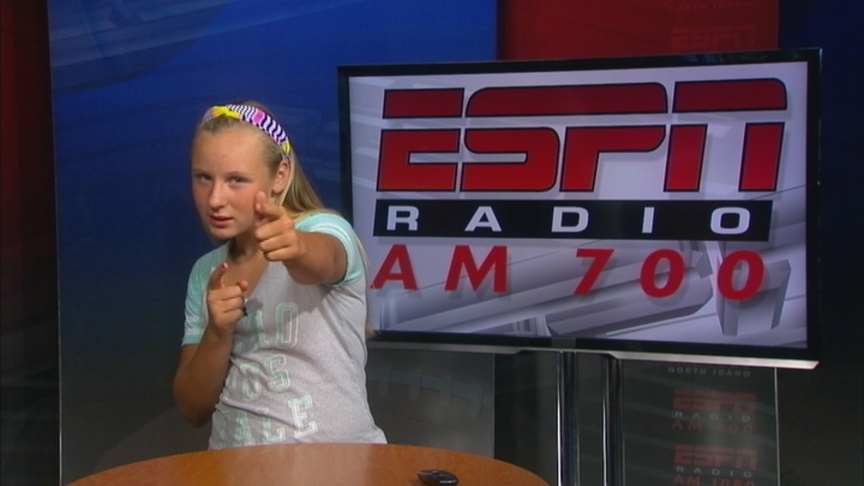 Tori Goes To Sportscaster Camp