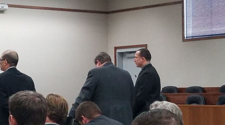 Grant County deputy who accidentally shot wife enters plea agreement