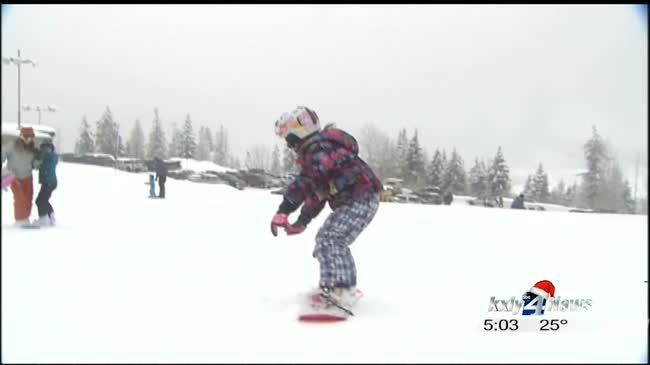 Skiers, snowboarders hit the slopes for Christmas