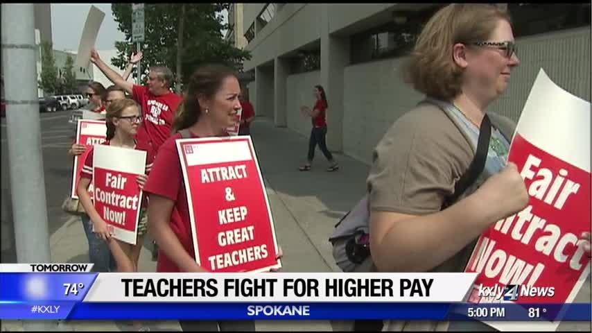 Spokane teachers picket for pay raises