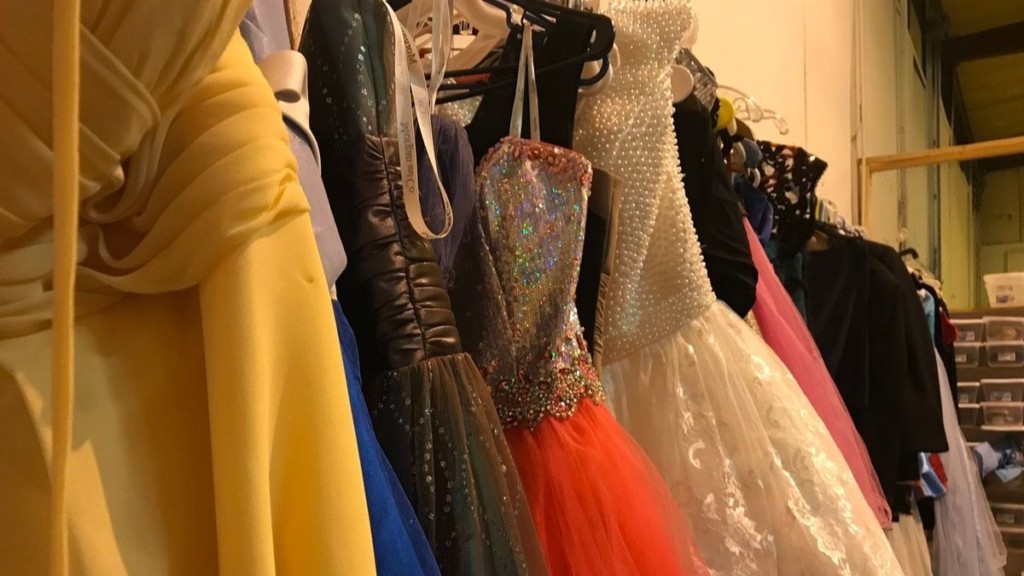 Dress exchange boutique provides local student with prom dress of her dreams