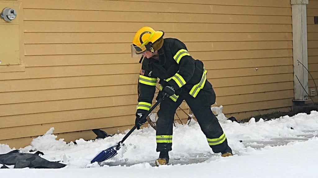Grant County firefighters rescue woman who got stuck looking for cat