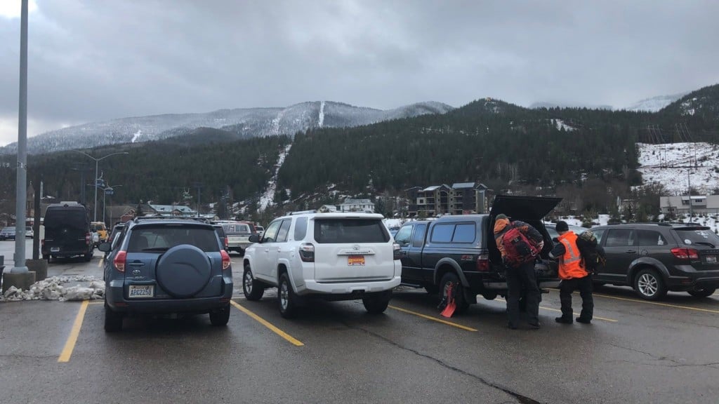 Crews begin searching Silver Mountain following deadly avalanche