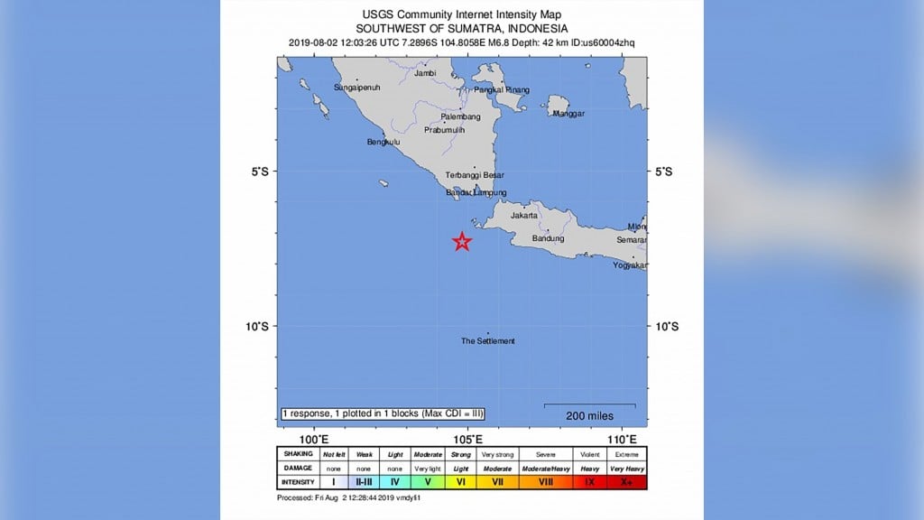 Strong earthquake strikes west coast of Indonesia