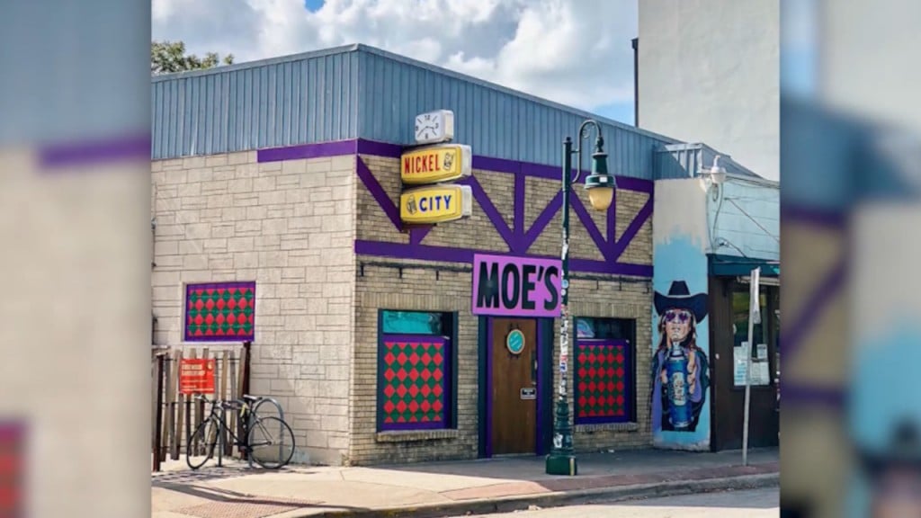 Texas bar transforms into Moe’s Tavern from ‘The Simpsons’