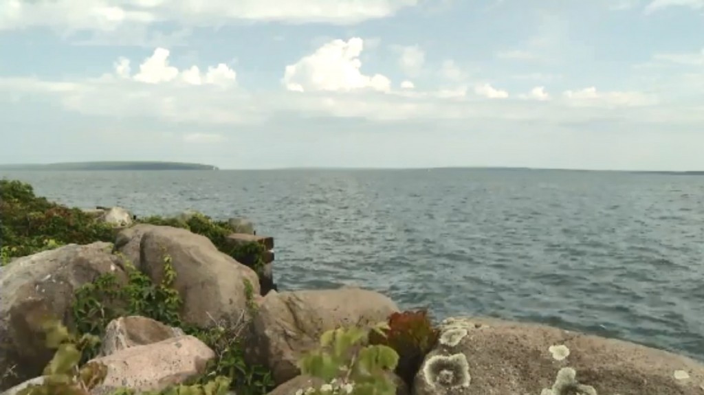 Mother only survivor after family’s kayak capsizes on Lake Superior