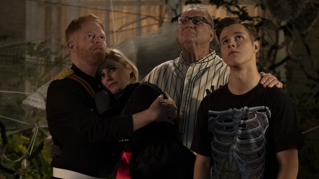 Spoiler alert: ‘Modern Family’ character killed off in Halloween episode