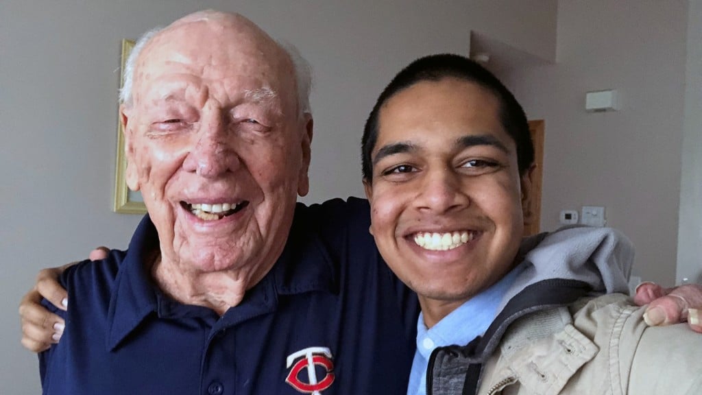 This 20-year-old wants to interview every WWII combat veteran