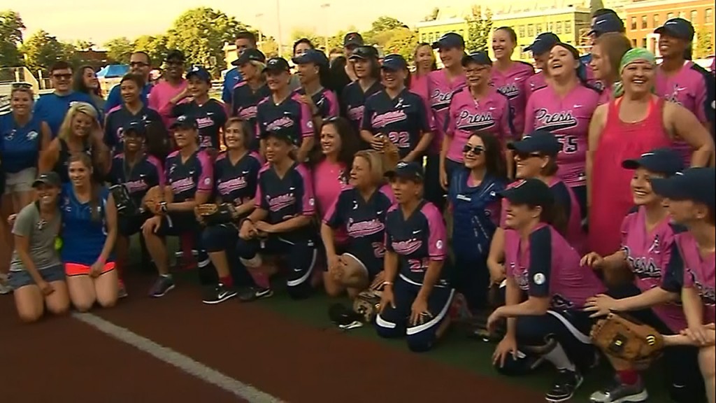 Women of Congress play softball for charity