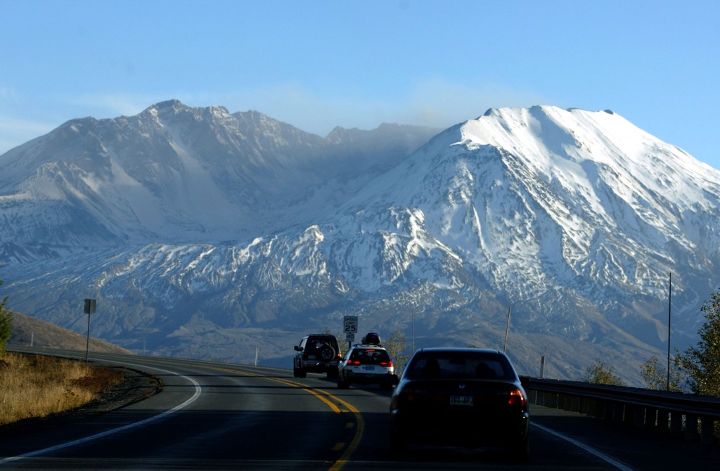 Small Mount St Helens temblors shake parts of Pacific NW