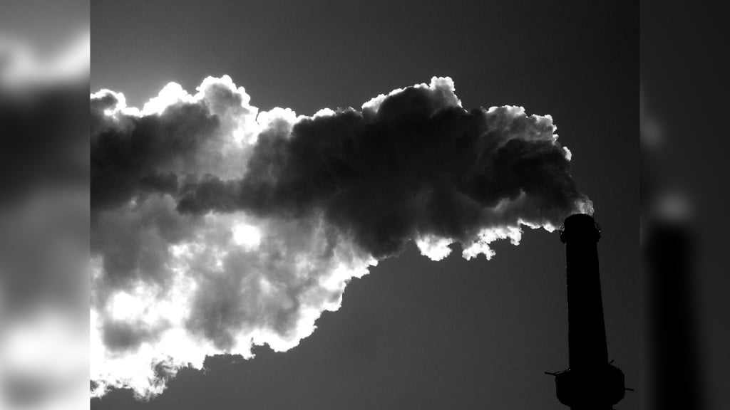 House committee approves lower carbon fuels standard