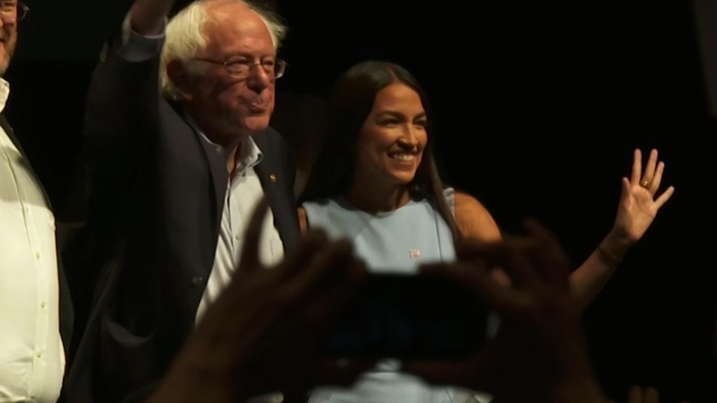 Bernie Sanders is breaking barriers with young Latinos