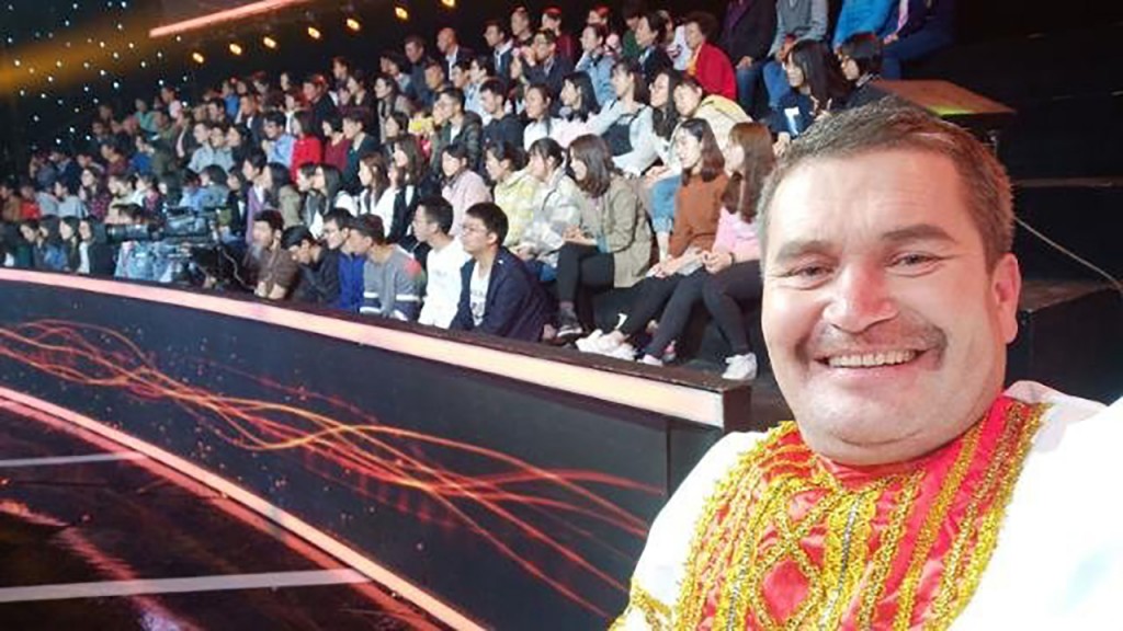 ‘Uncle Petrov’ is the ethnic Russian streaming star in China