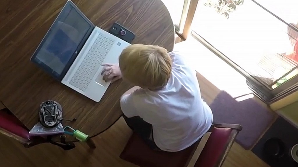 Online school gives students with autism new ways to learn