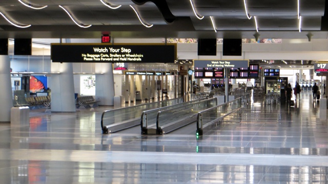 Las Vegas police shoot man accused of attacking officers at airport