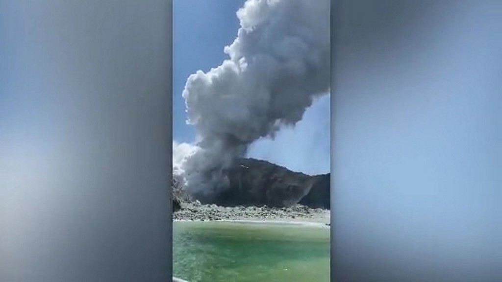 Volcano eruption on New Zealand’s White Island leaves at least five dead