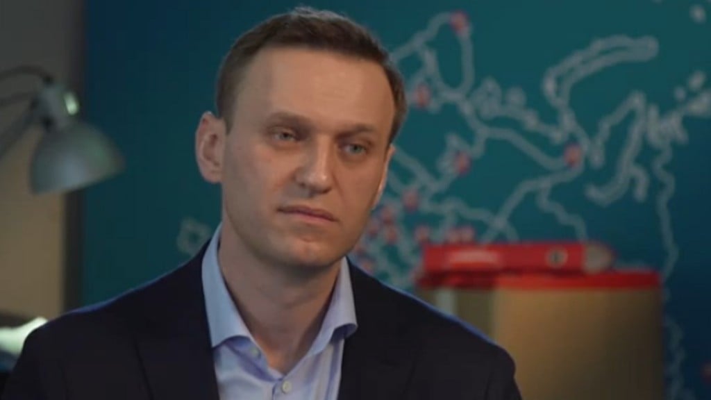 Alexei Navalny arrested at anti-Putin protest