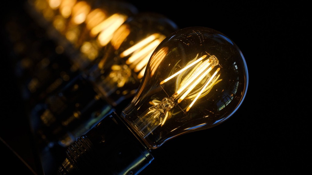 Administration flips switch on light bulb regulations