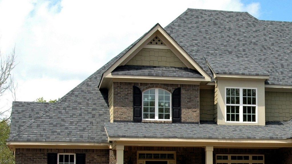 How are roofing costs estimated?