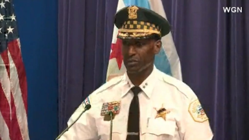 Chicago deploying hundreds of additional officers to bloodied neighborhoods