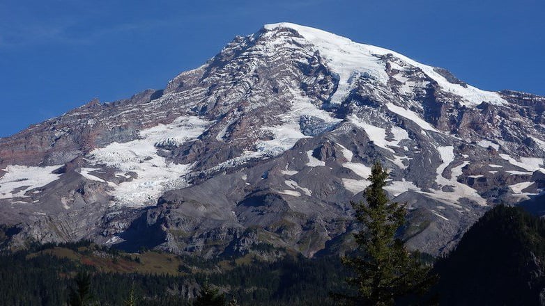 Rockfall on Mount Rainier kills 1 climber, injures 2 others