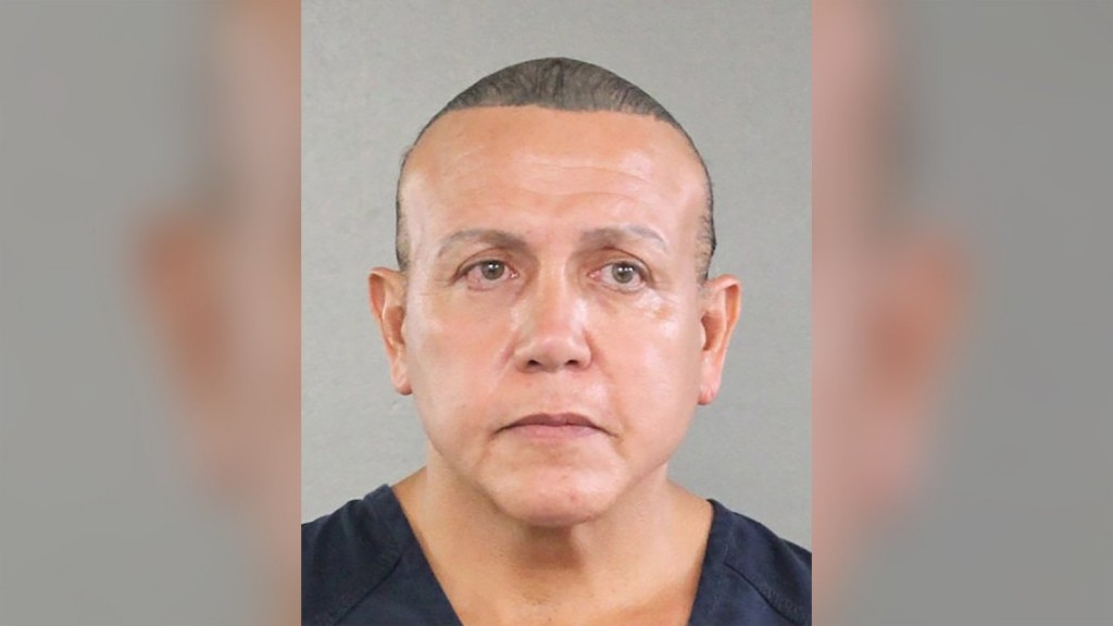 Pipe bomb suspect Cesar Sayoc gets 20 years in prison