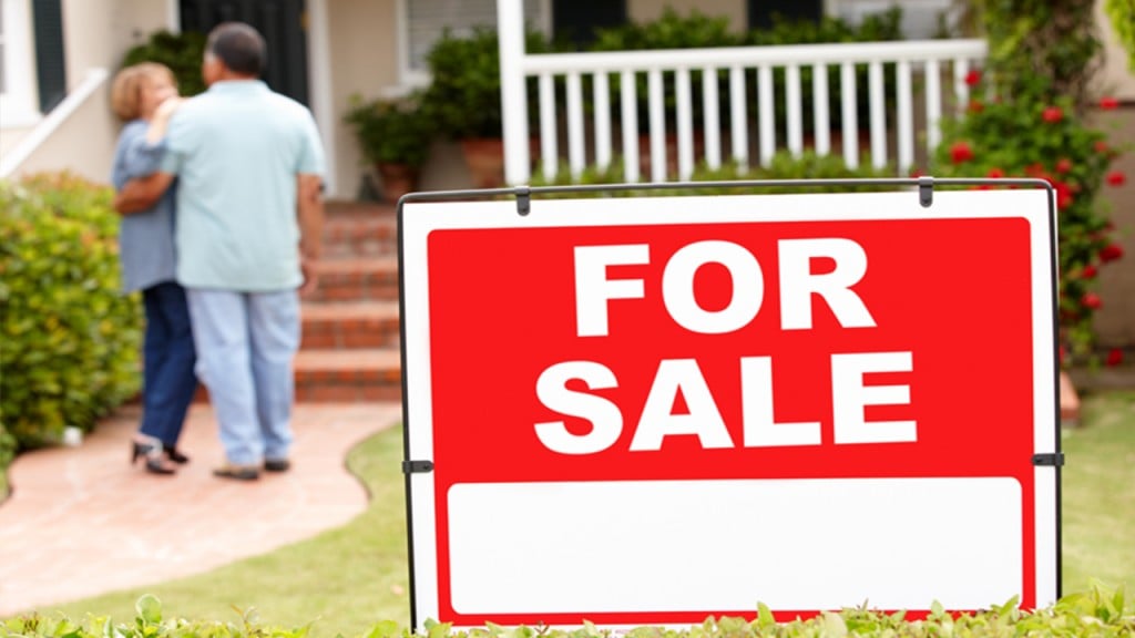 4 surprising tips you need to know before buying or selling a house