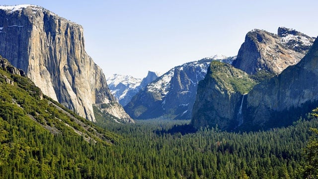 Woman killed by falling rock, ice at Yosemite National Park