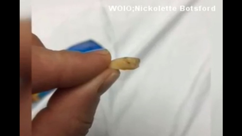 Woman finds human tooth in bag of cashews