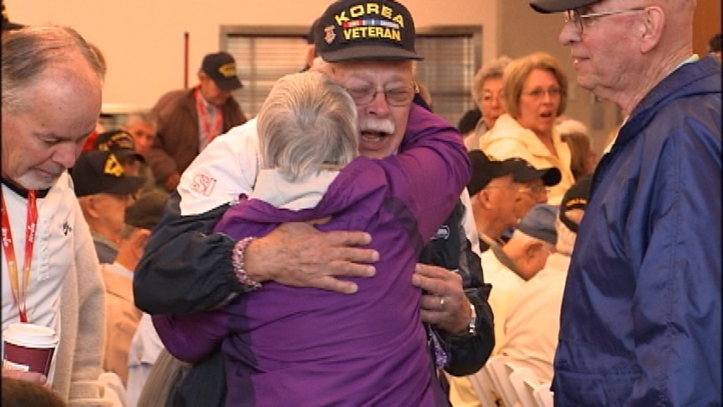 Gallery: Honor Flight pays tribute to Shell 77 crew