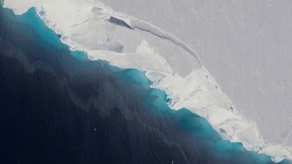 Hole two-thirds size of Manhattan found in Antarctic glacier
