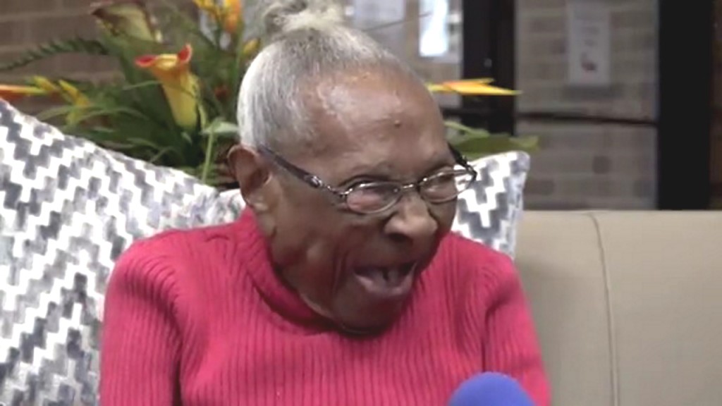 Woman celebrates 102nd birthday with dancing, workout