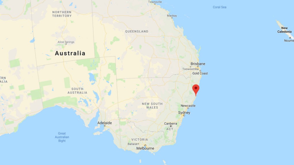 UK, French backpackers missing from Australian beach