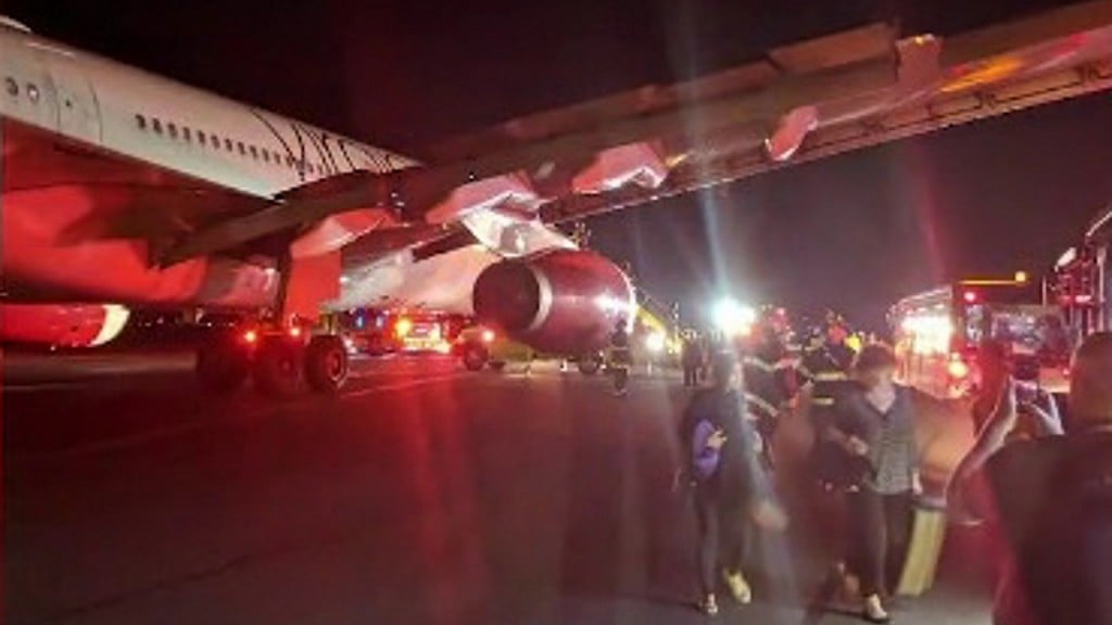 Virgin Atlantic makes emergency landing in Boston due to cabin fire