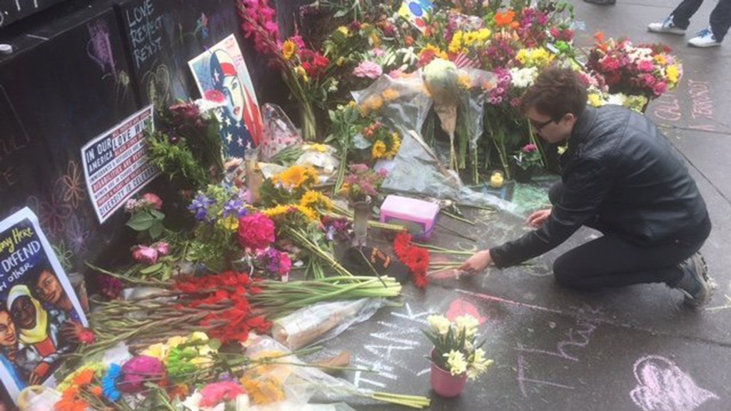 Trains, buses halt for a moment of silence for Portland victims