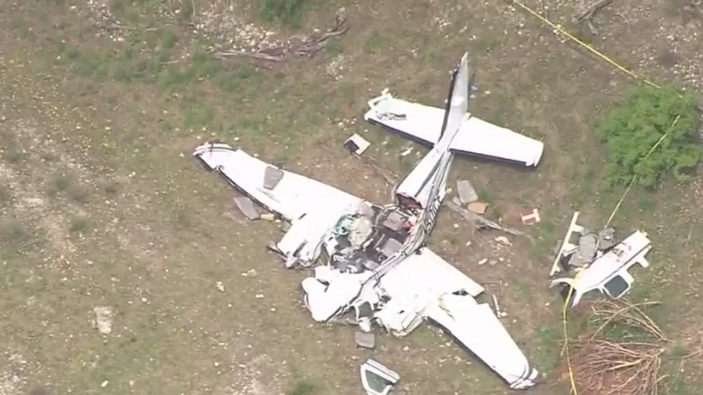 Victims of Texas plane crash identified