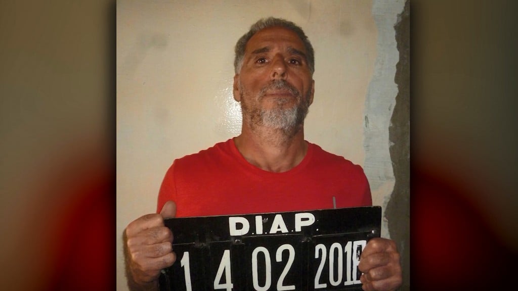 Italian mafia boss escapes from Uruguayan prison