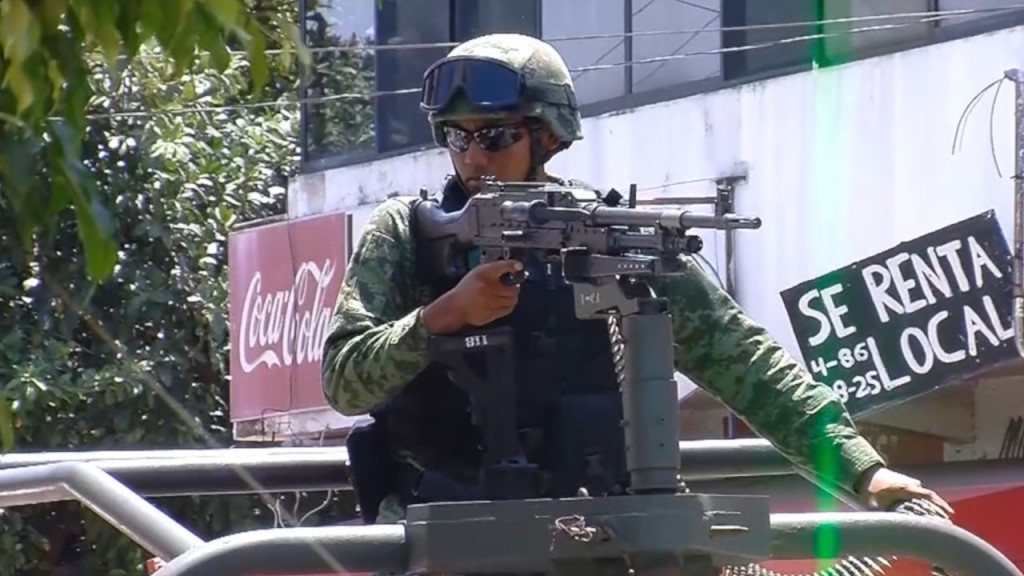 Mexican authorities seize control of Acapulco police force