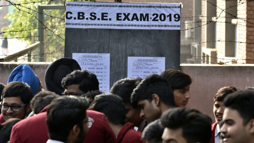 Indian students kill themselves after controversial exam results