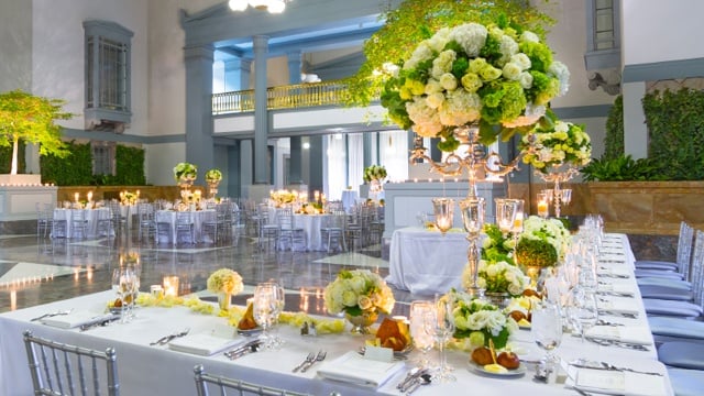 How to decorate tables at your wedding reception