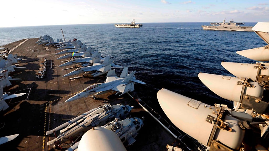 3 carriers operate in Pacific in show of force
