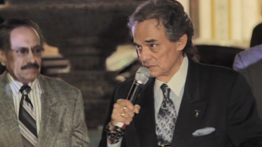 José José, Mexican musical icon for half a century, dies at age 71