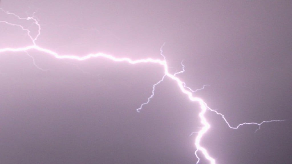 Motorcyclist killed by bolt of lightning in Florida
