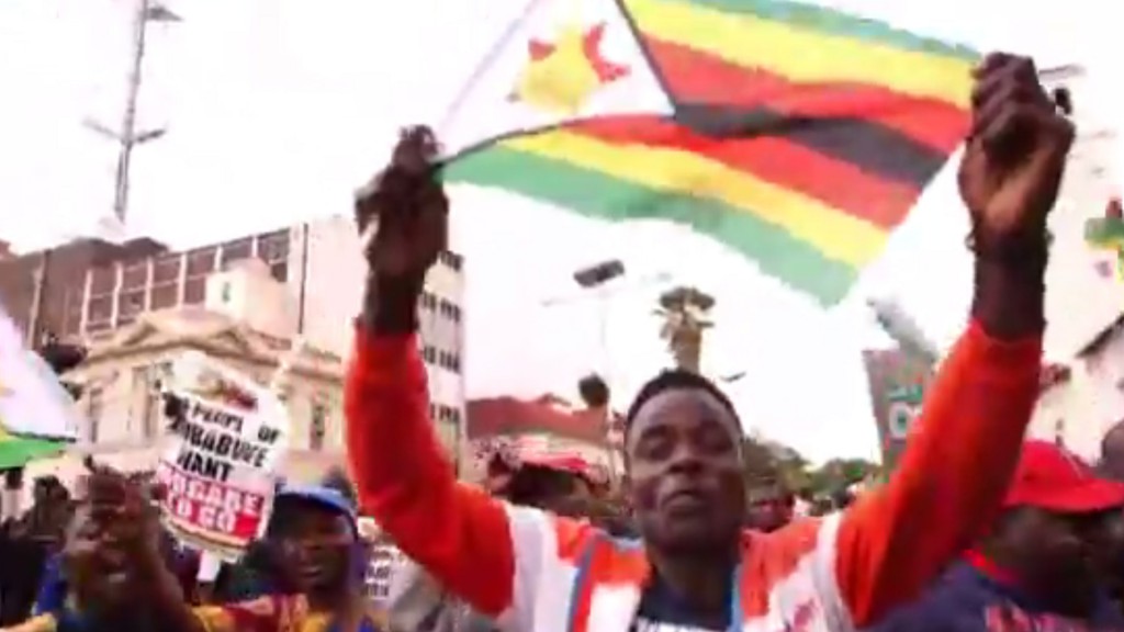 Robert Mugabe refuses to quit as Zimbabweans march for his ouster