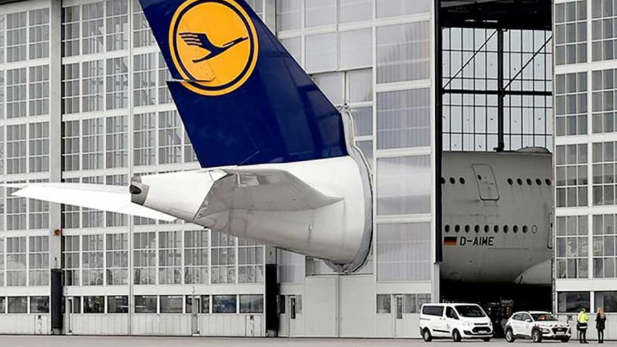 World’s biggest passenger plane gets custom doors at Munich Airport