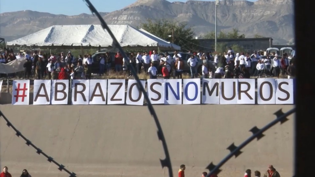 Hugs not walls at El Paso-Juarez border
