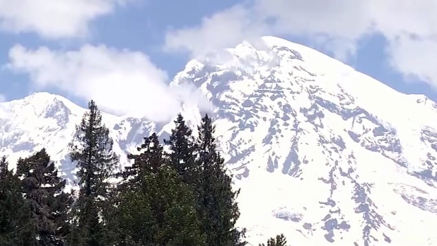 Man dies in fall at Mount Rainier National Park