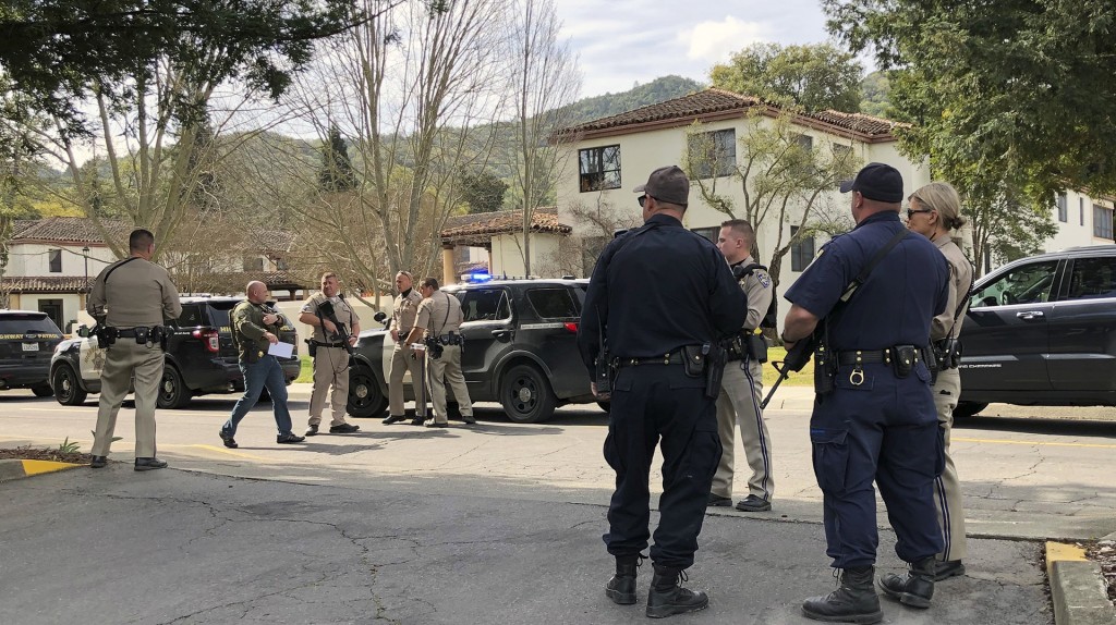 Three women, suspect dead after hostage standoff in Yountville, California