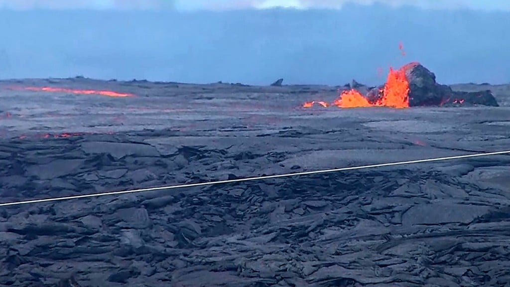 No, don’t roast marshmallows over volcanic vents