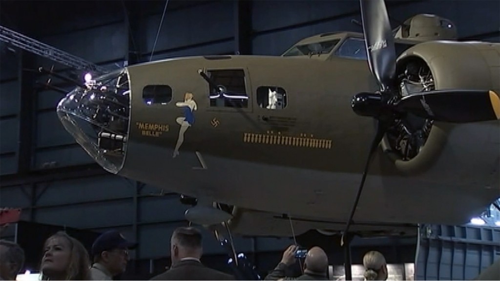 Restored World War II bomber Memphis Belle unveiled